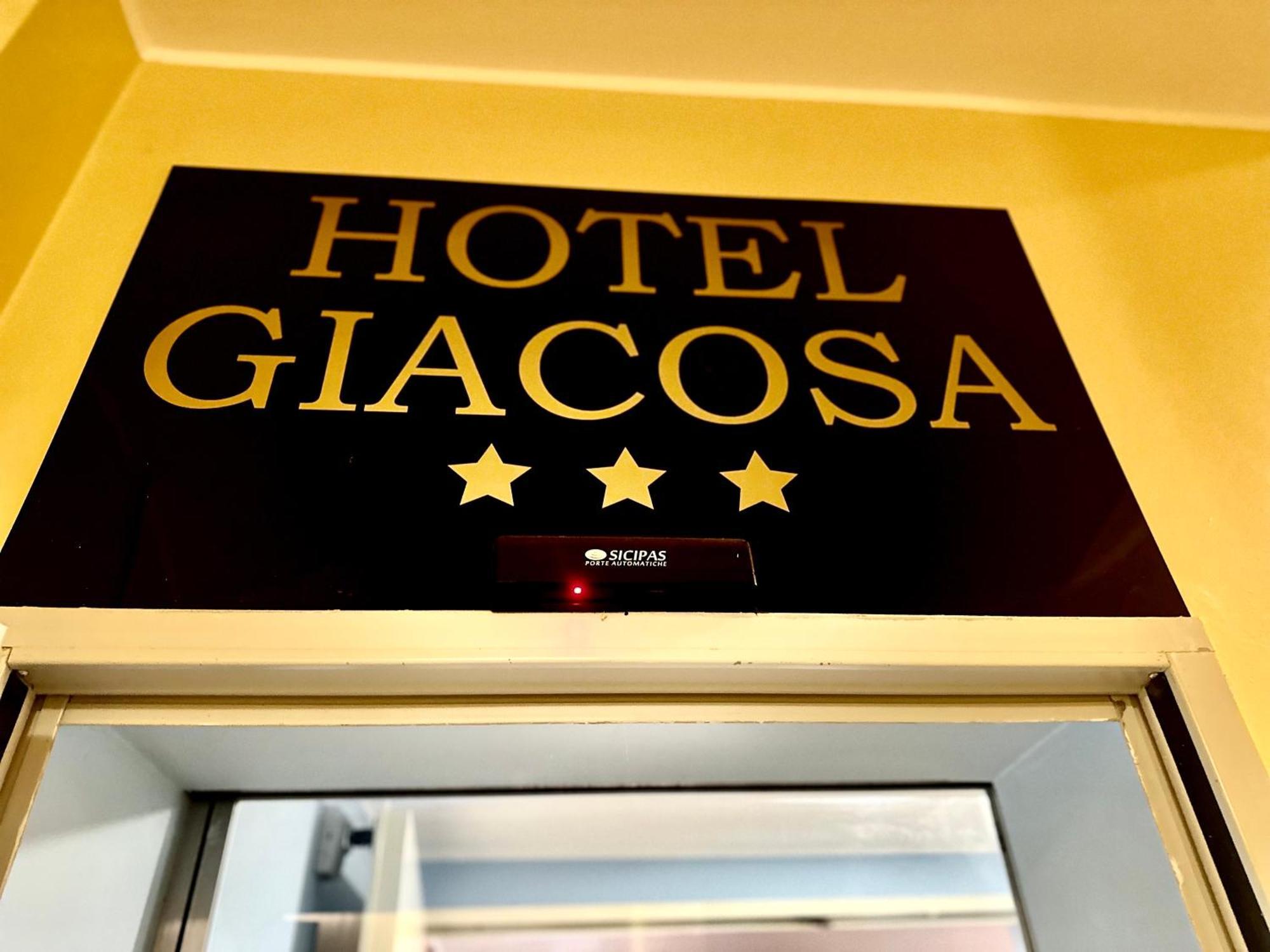Hotel Giacosa Mediolan Zewnętrze zdjęcie